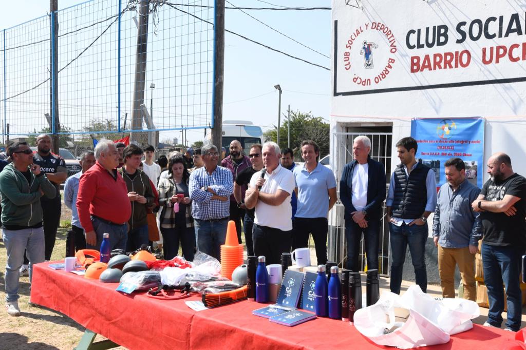 Fundación River Plate y Copa Argentina visitan al Club Social y Deportivo Barrio UPCP en Chaco.